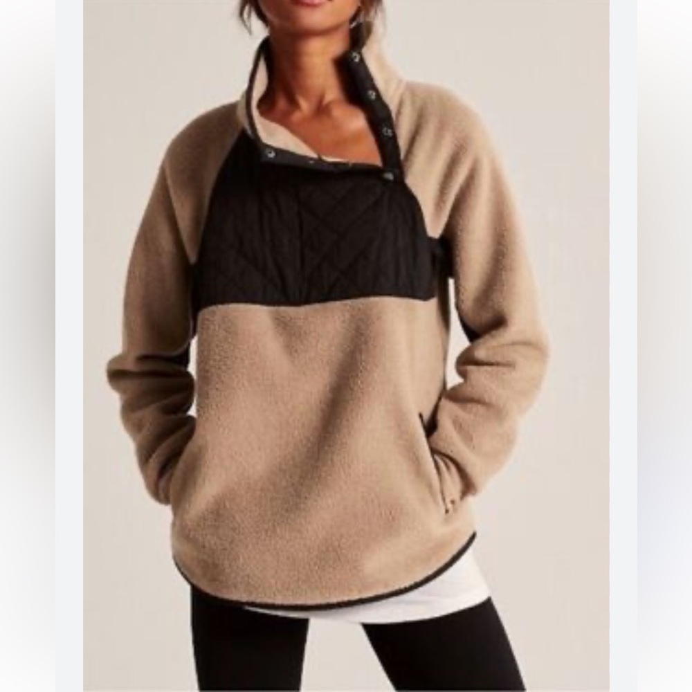Abercrombie & Fitch Tan Sherpa Jacket with Black Trim NWT